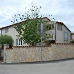 Luti Пула