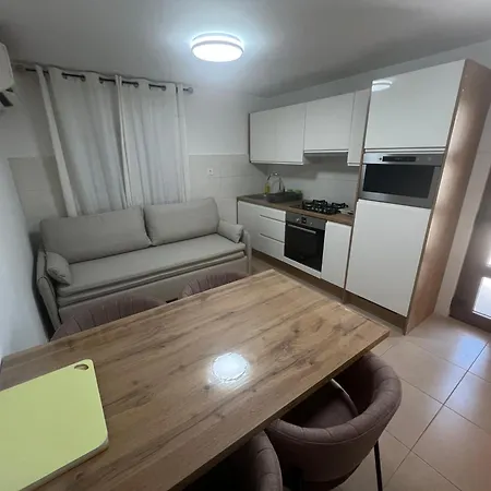 Apartamento Luti *